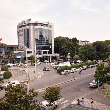 City Center Inn Shkodër エクステリア 写真