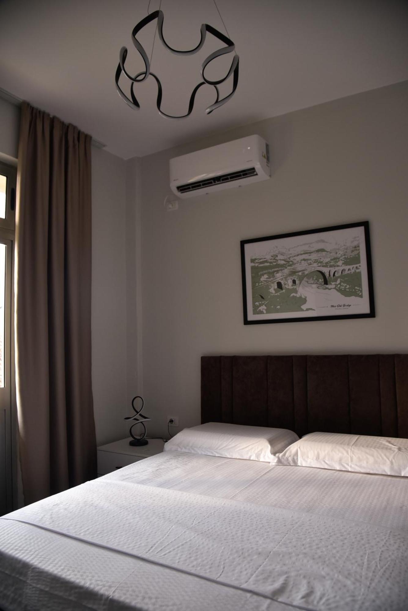 City Center Inn Shkodër エクステリア 写真
