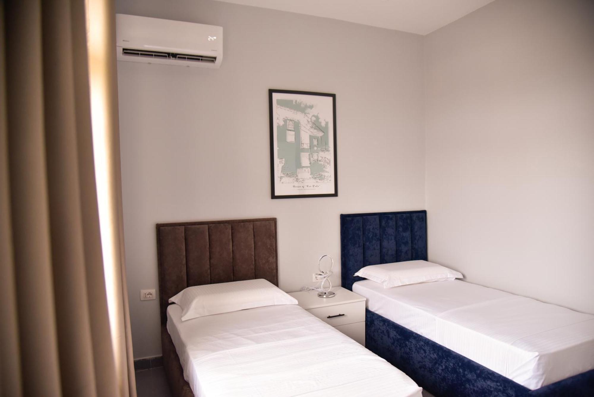 City Center Inn Shkodër エクステリア 写真