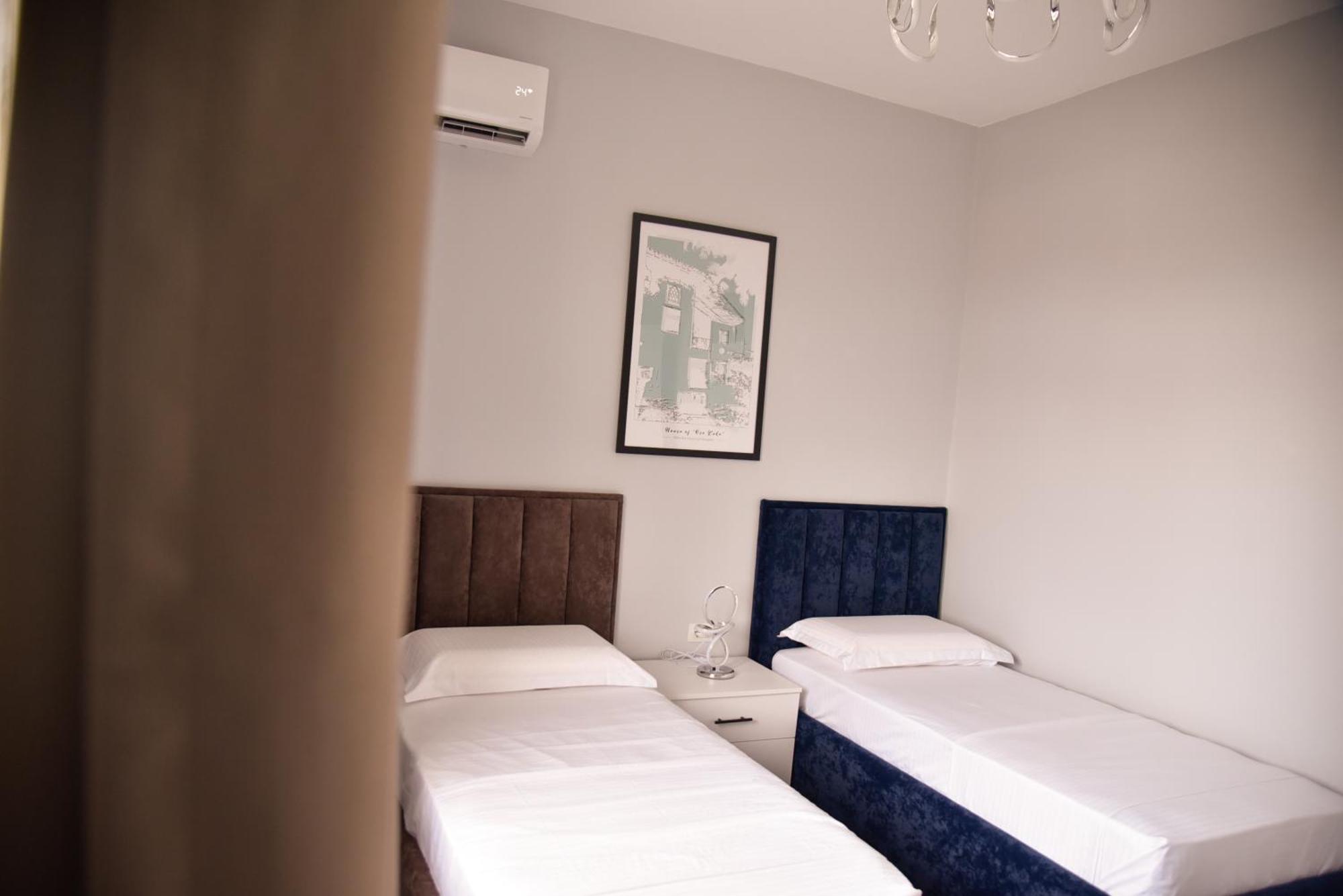 City Center Inn Shkodër エクステリア 写真