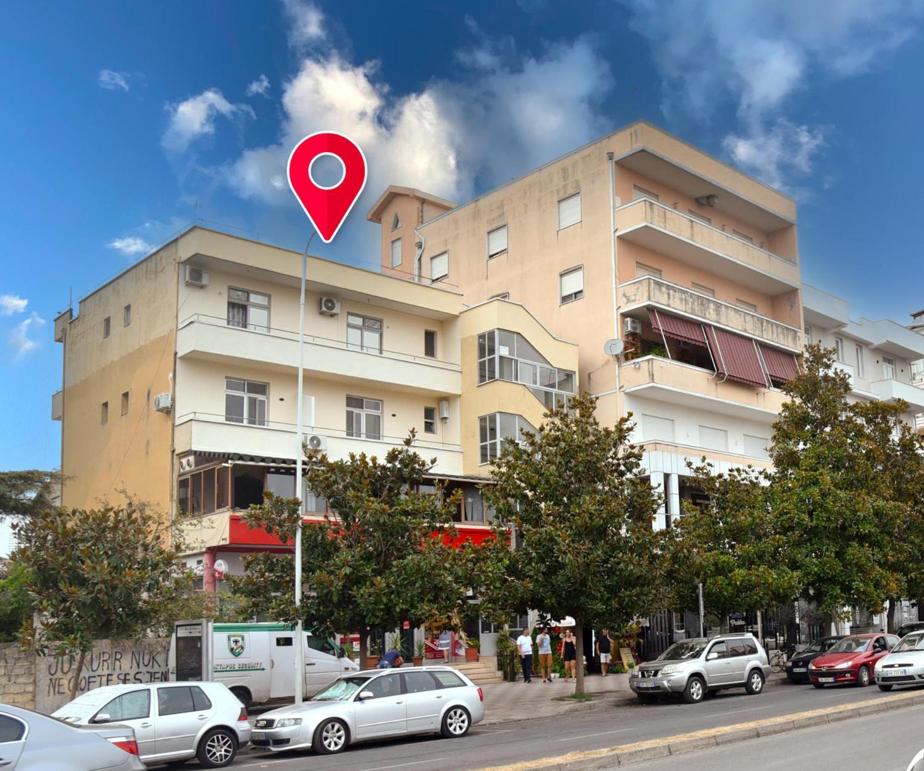 City Center Inn Shkodër エクステリア 写真